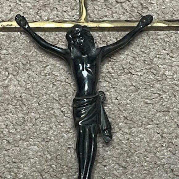VTG 60's Brass Metal Pewter Jesus on Cross Crucifix Wall Hanging Religious10"x5" - Picture 13 of 16